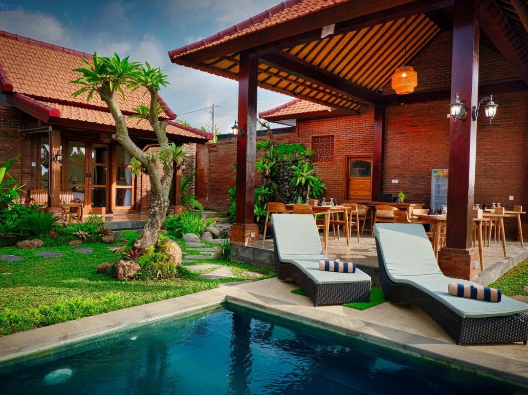 OYO 3070 Villa Lovina Eco Lodge