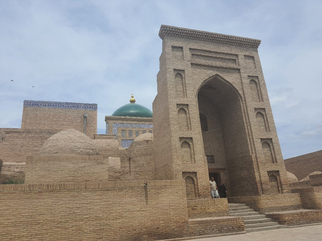 Pakhlavan Makhmud Mausoleum-希瓦必去景点