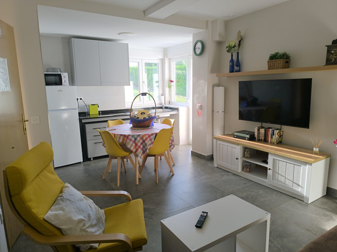 Nordés Apartamentos Turísticos - Bañugues
