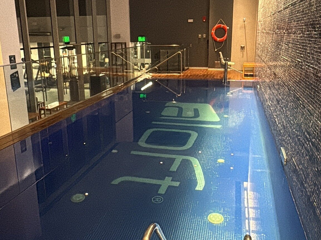 雅乐轩利马米拉弗洛雷斯酒店主图