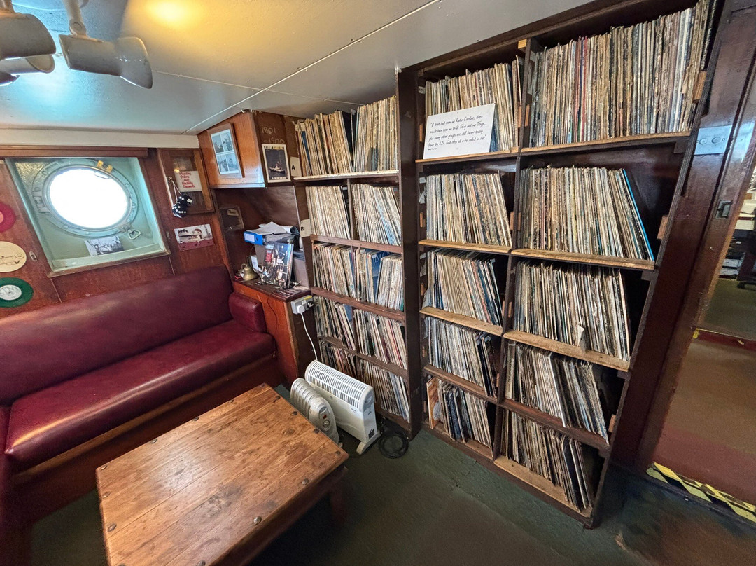 MV Ross Revenge - Home of Radio Caroline-West Mersea必去景点