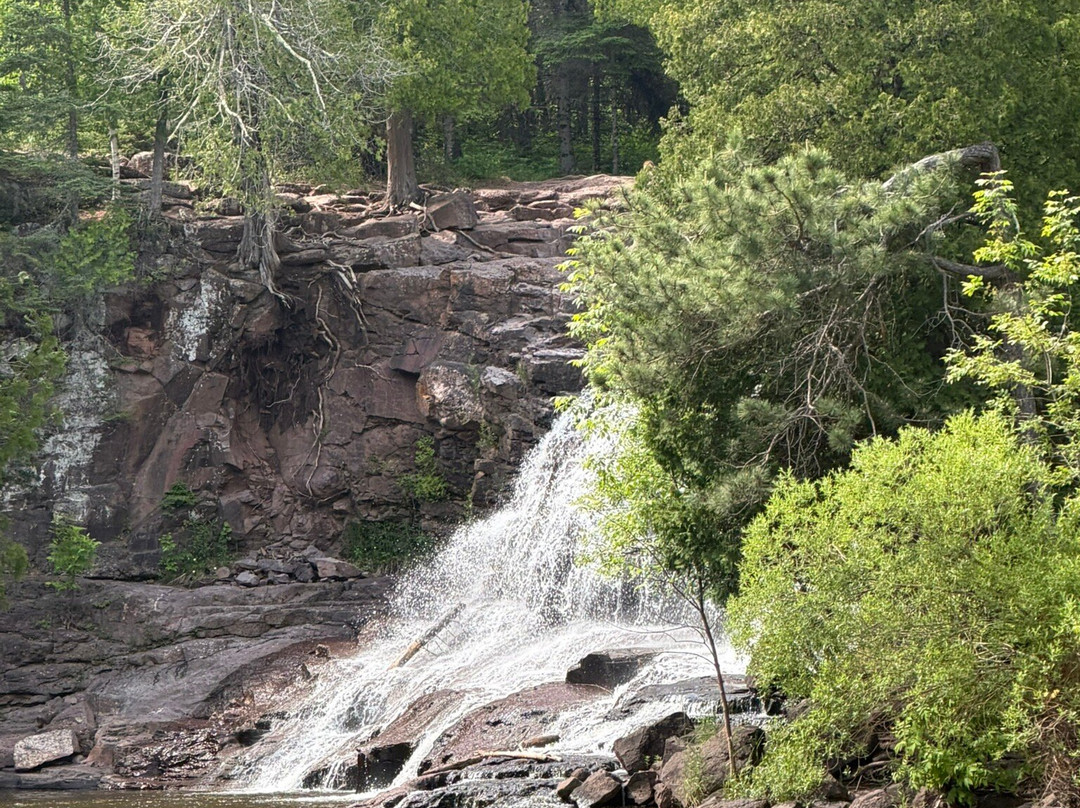 Gooseberry Falls State Park-Two Harbors必去景点