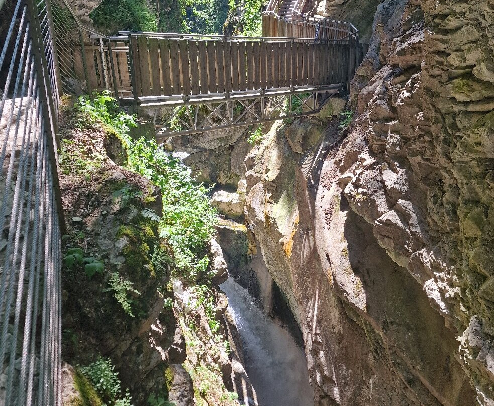 Le Cascate di Stanghe-Racines必去景点