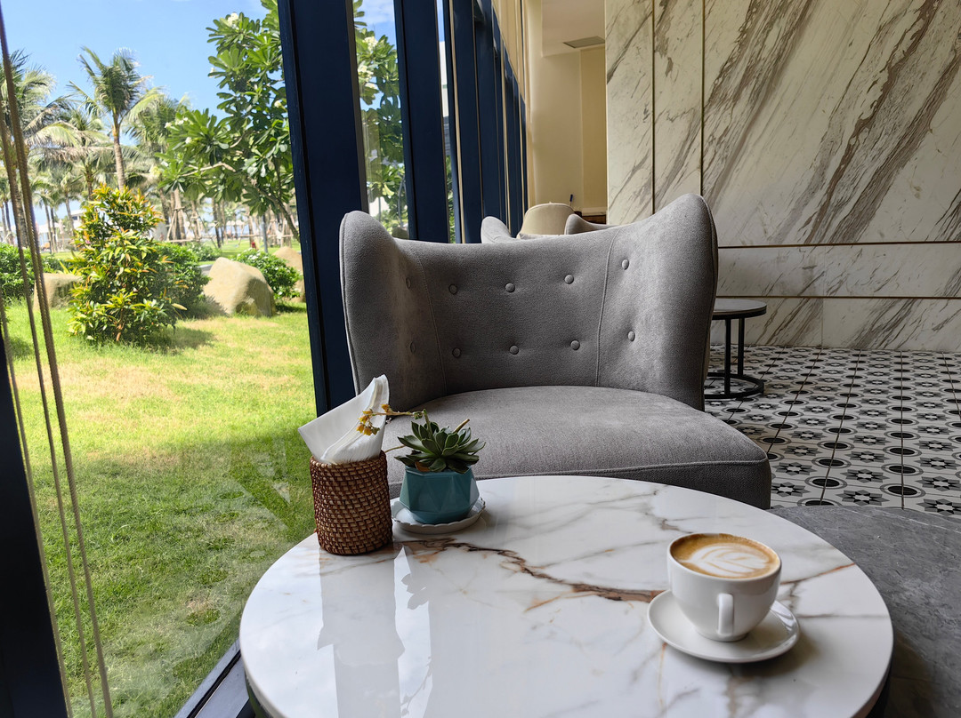 Lugano Resort & Spa Cam Ranh