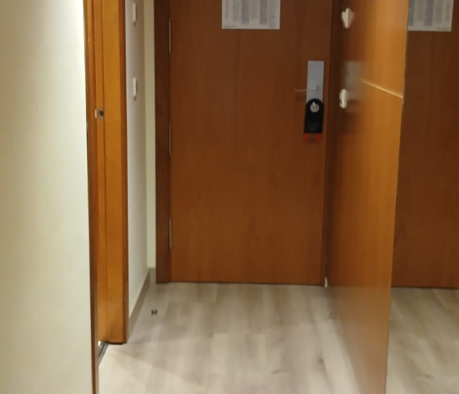 索罗拉中心住宿主图