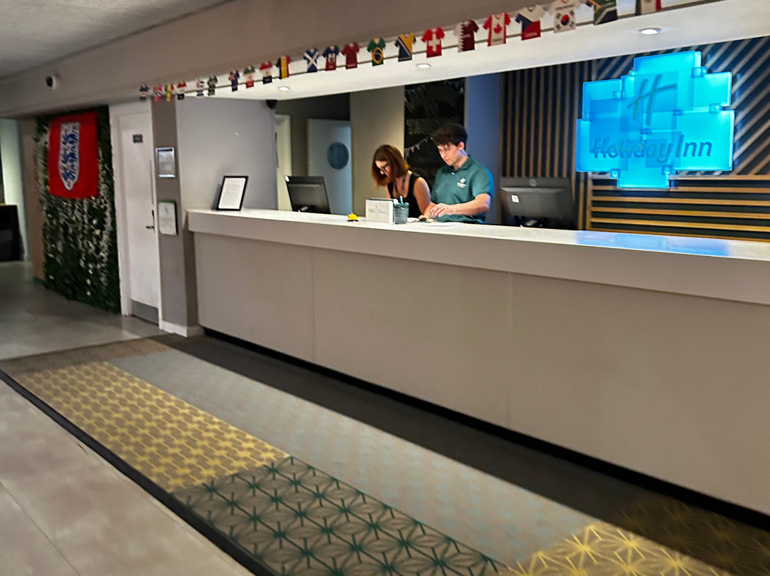 智选假日酒店-汤顿东主图