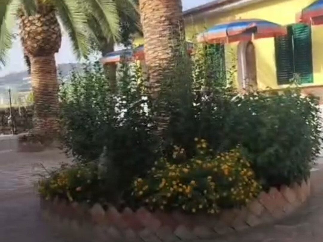 芙蓉别墅酒店主图