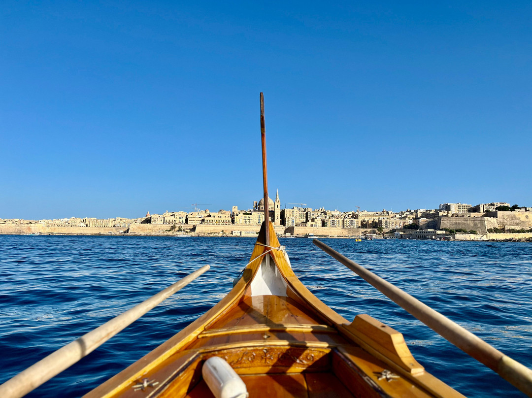 Valletta Ferry Services-斯利马必去景点