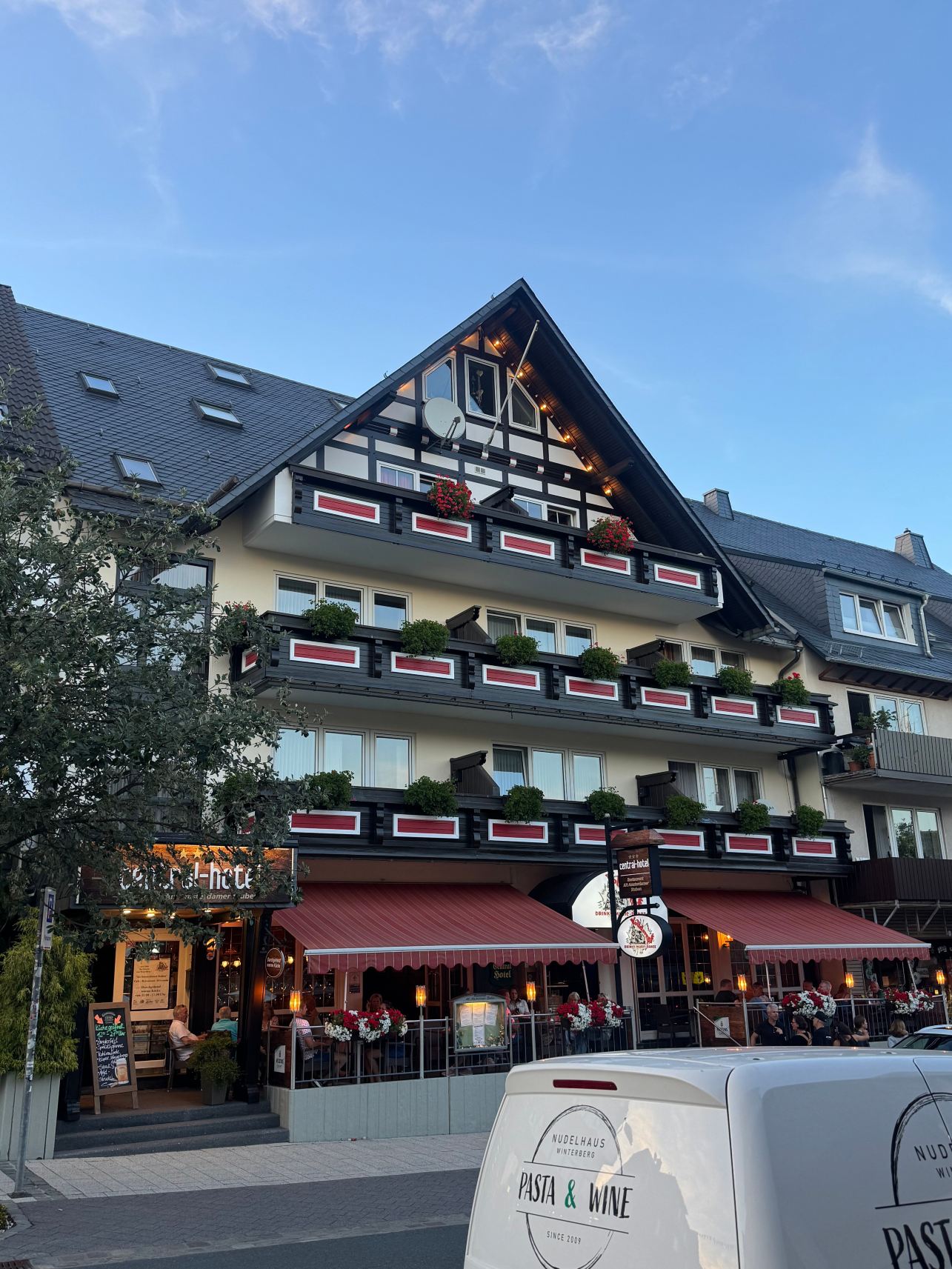 桑赫尔酒店-旅行者