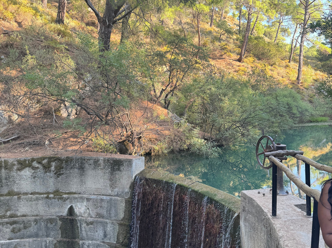 Seven Springs Tunnel-科林比亚必去景点
