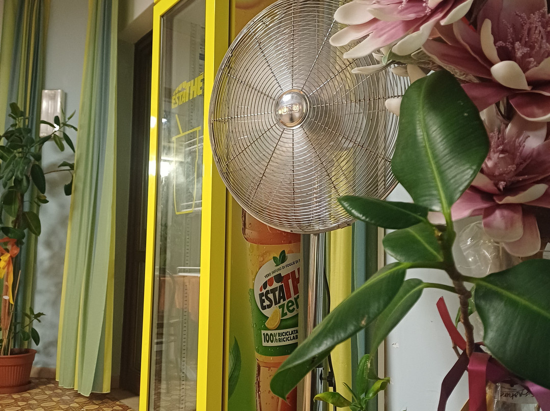 卡莱比酒店主图