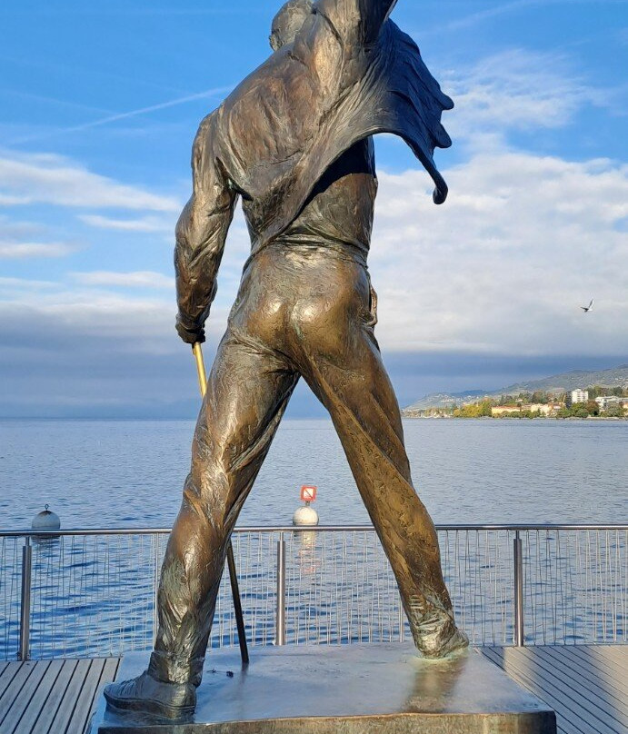 Freddie Mercury Statue-蒙特勒必去景点