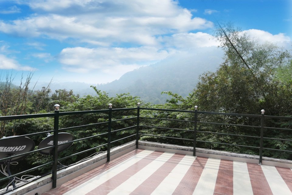 OYO La Flora Resorts-官方