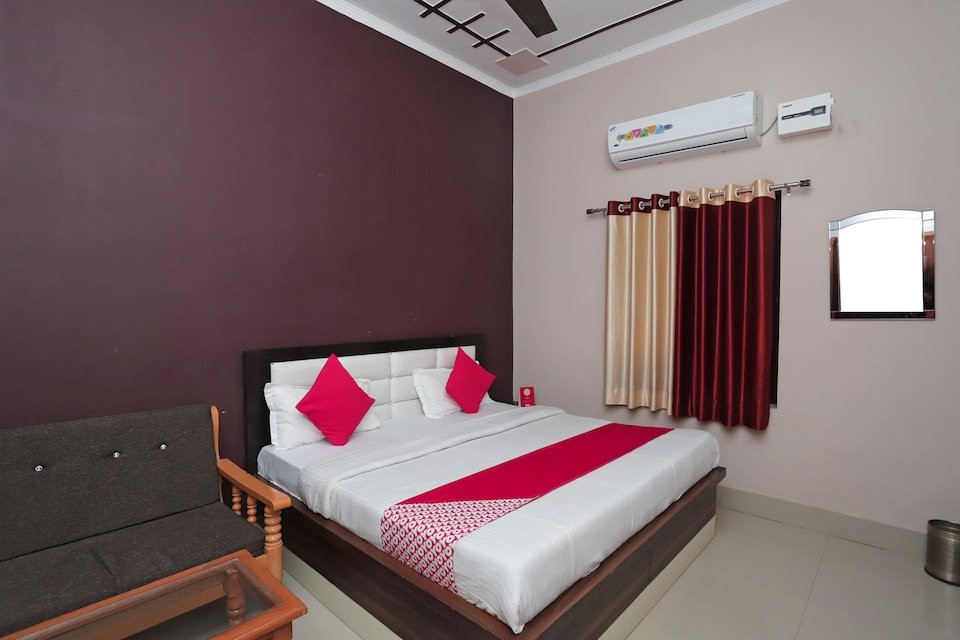 OYO Flagship Hotel Moon Light