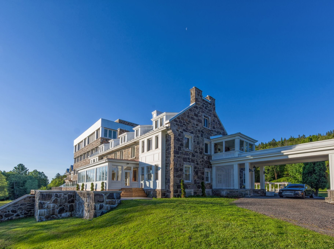 Stonehaven Le Manoir主图