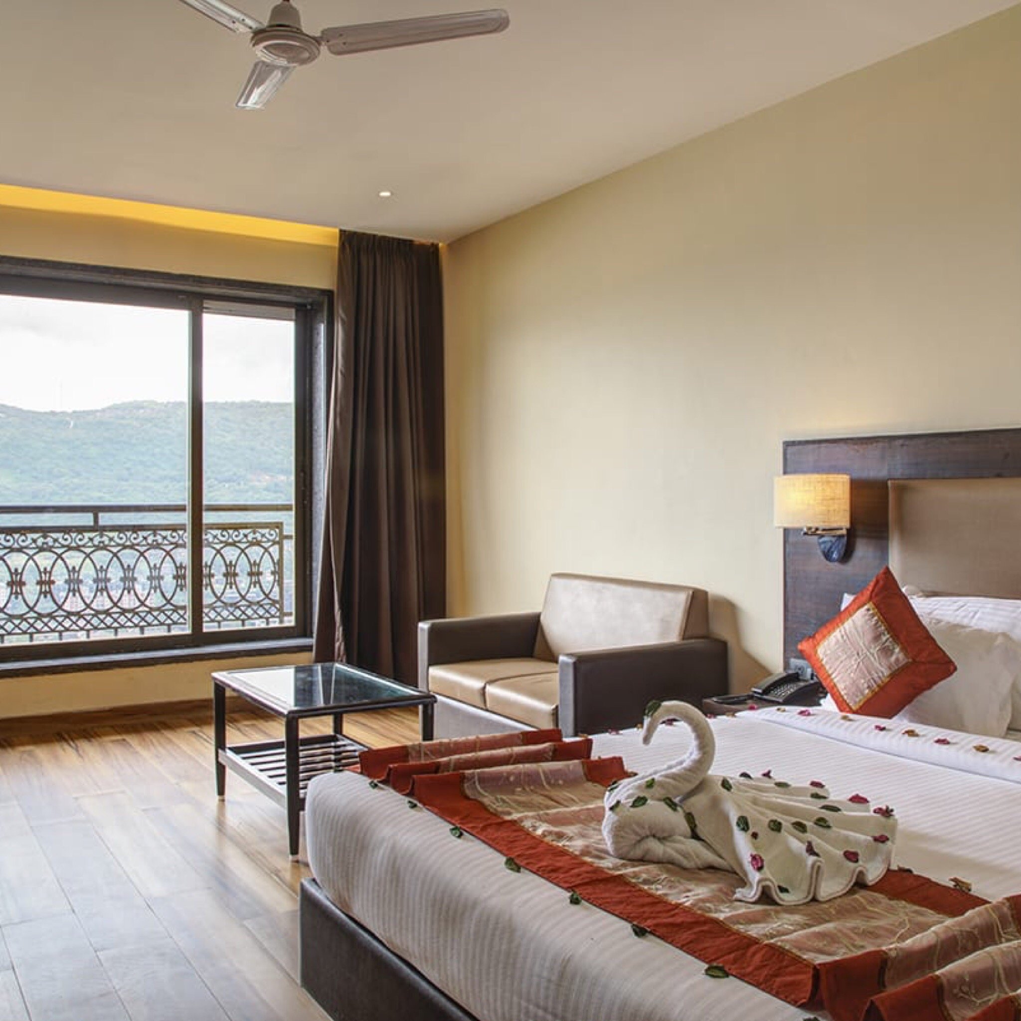 Antariksh Retreat-官方