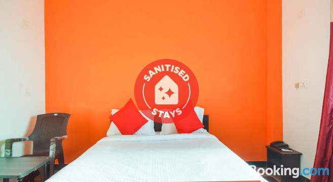 Super OYO Flagship New Cresent Park