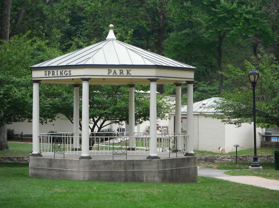 Berkeley Springs State Park景点图片