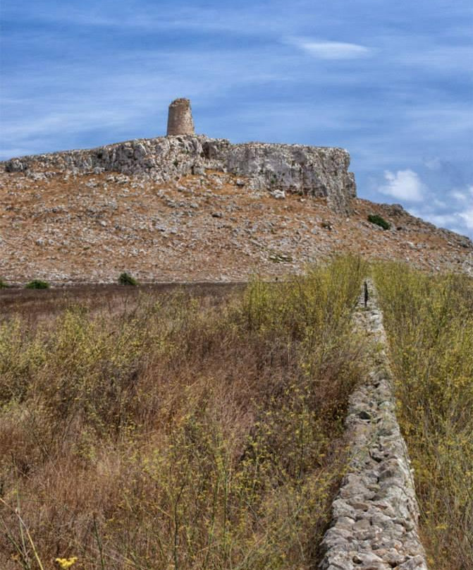 Porto Badisco旅游景点-Torre Sant'Emiliano