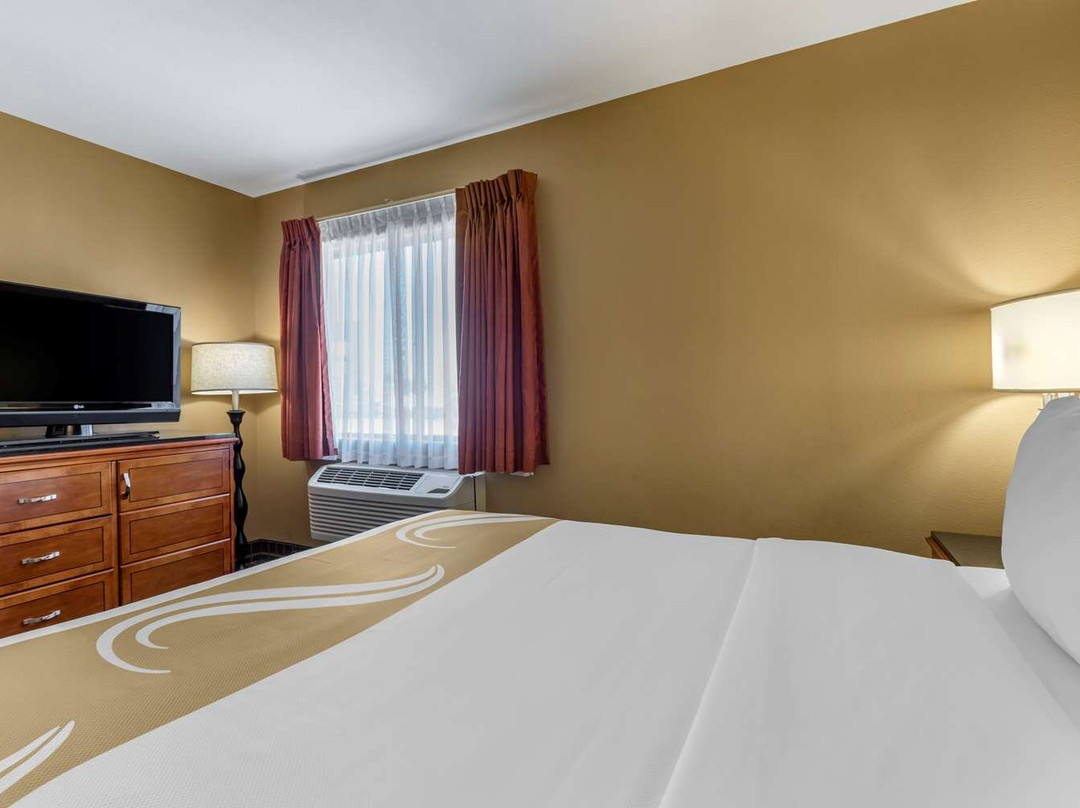 Quality Inn & Suites Westminster Seal Beach主图