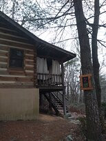 Fiddler's Roost Bed & Breakfast Cabins主图