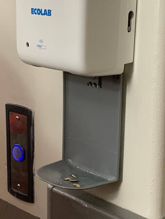 Home Inn & Suites - Regina Airport West主图