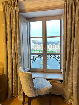 德隆德里斯酒店主图