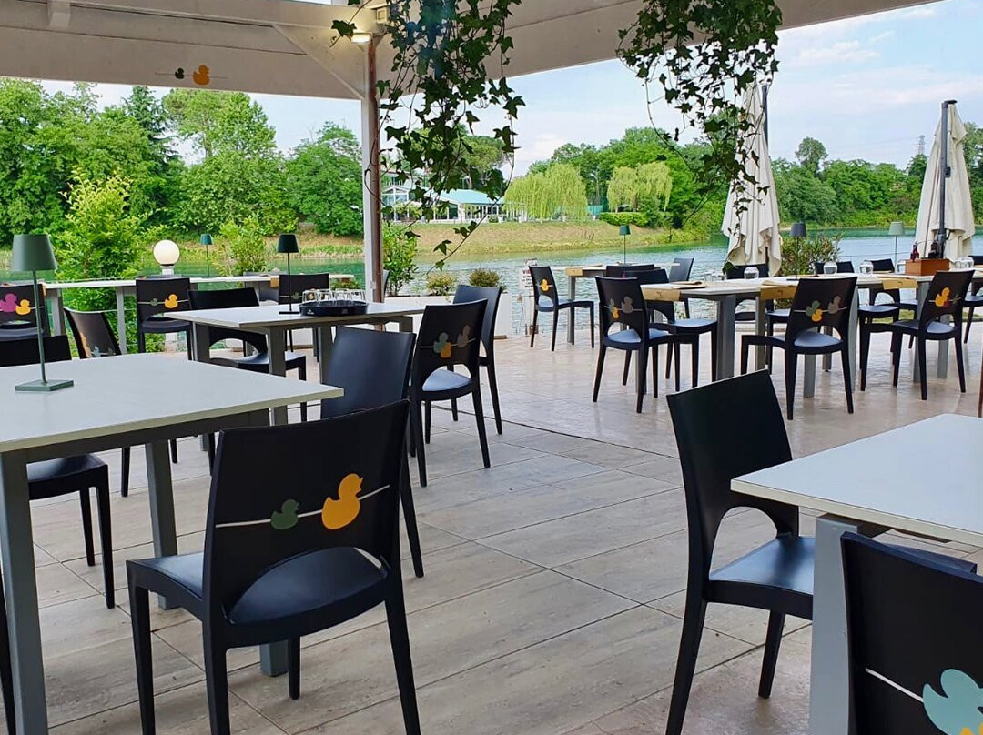 Castagnole餐馆和美食-Le Papere al Lago