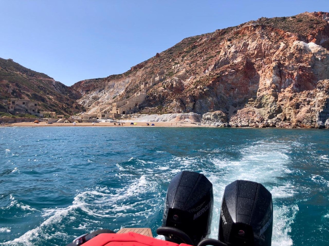 Salty Rides-米洛斯岛必去景点