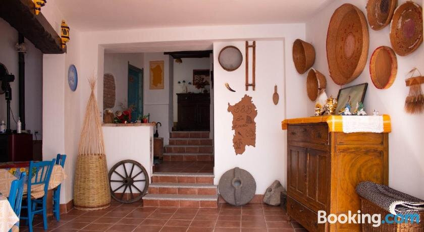 B&B Ziu Anacletu主图