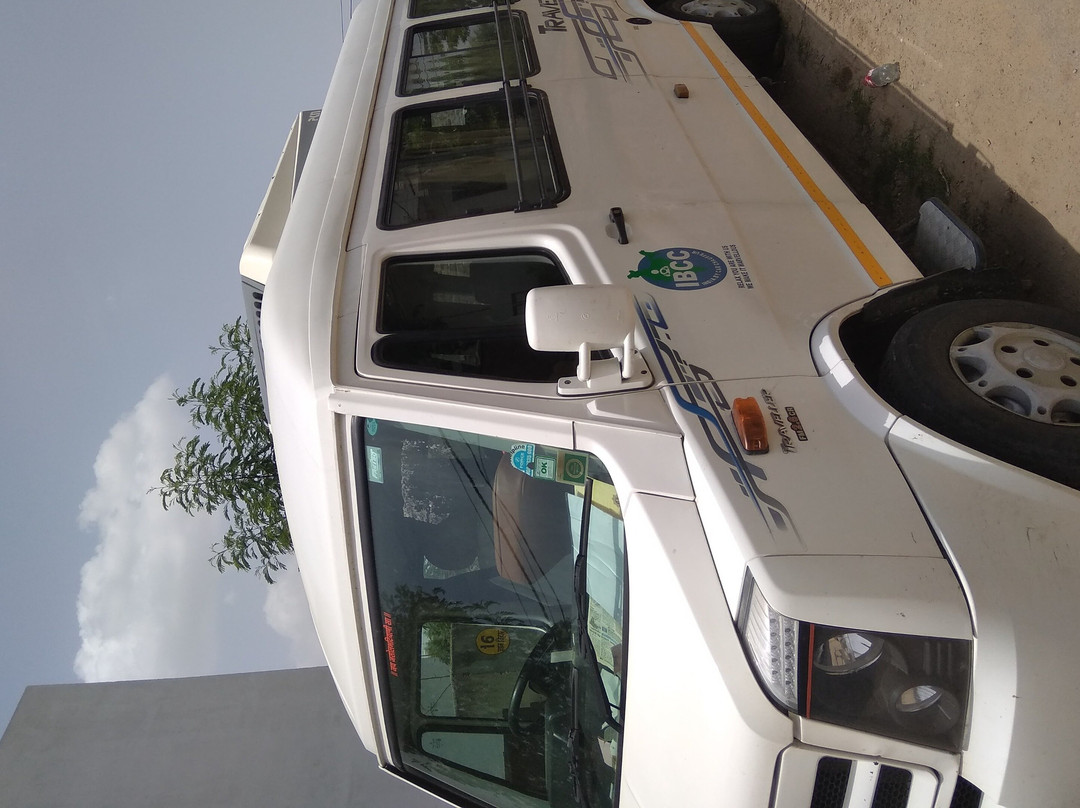 Luxury Force Urbania Van Hire