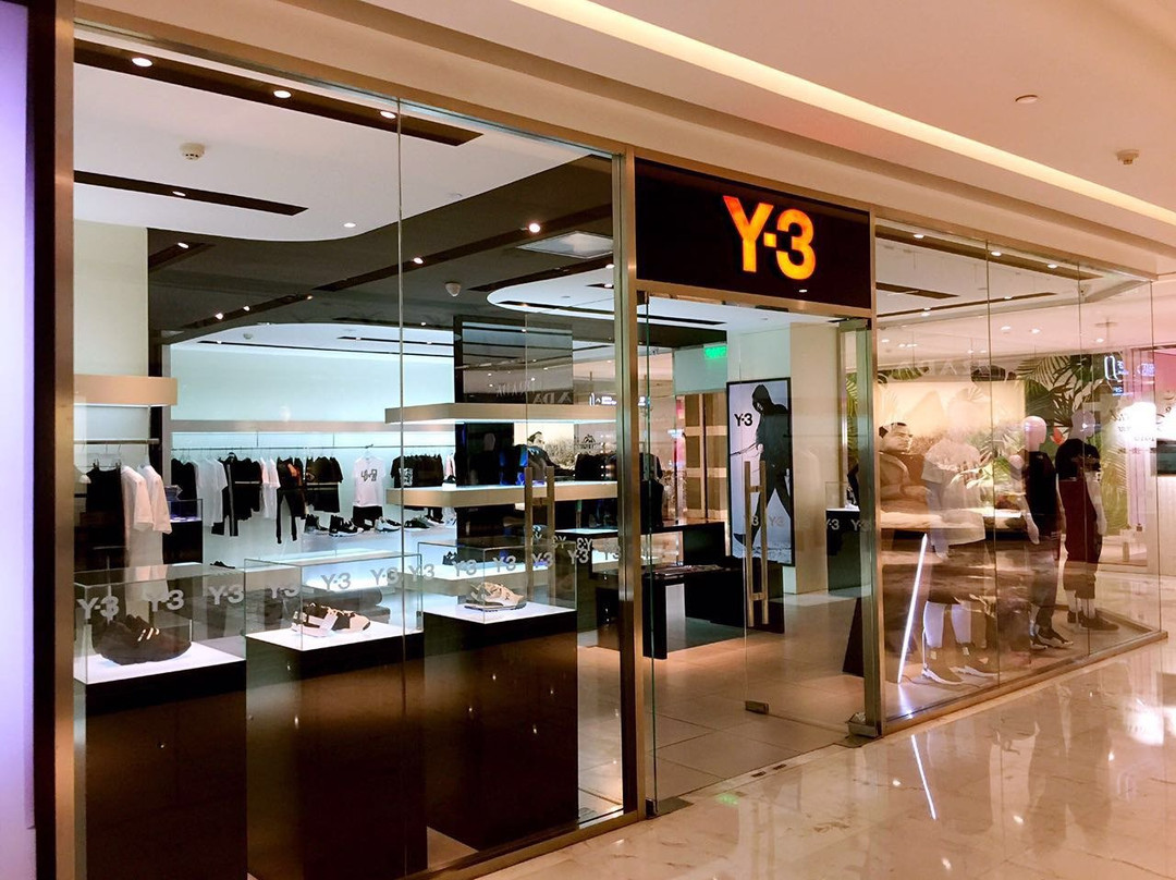 北京王府井银泰-北京市必去景点