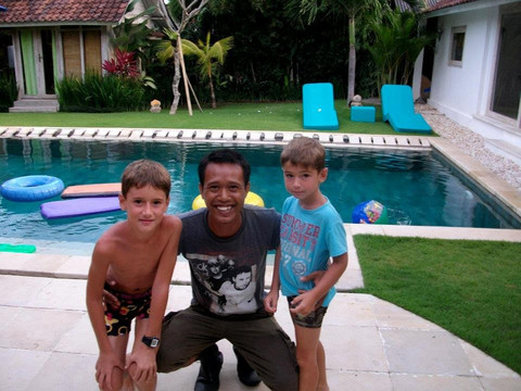 Samoglo Candidasa Transport