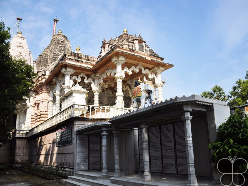 Hinkar Thirtha (Jain Temple)景点图片