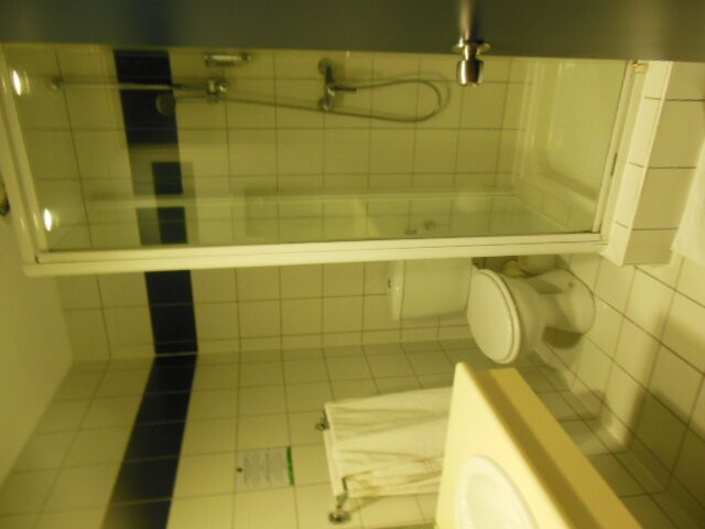 巴黎贝斯特维斯特主图