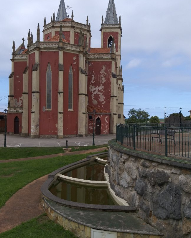 Parroquia de San Pedro Ad Vincula-Cobreces必去景点