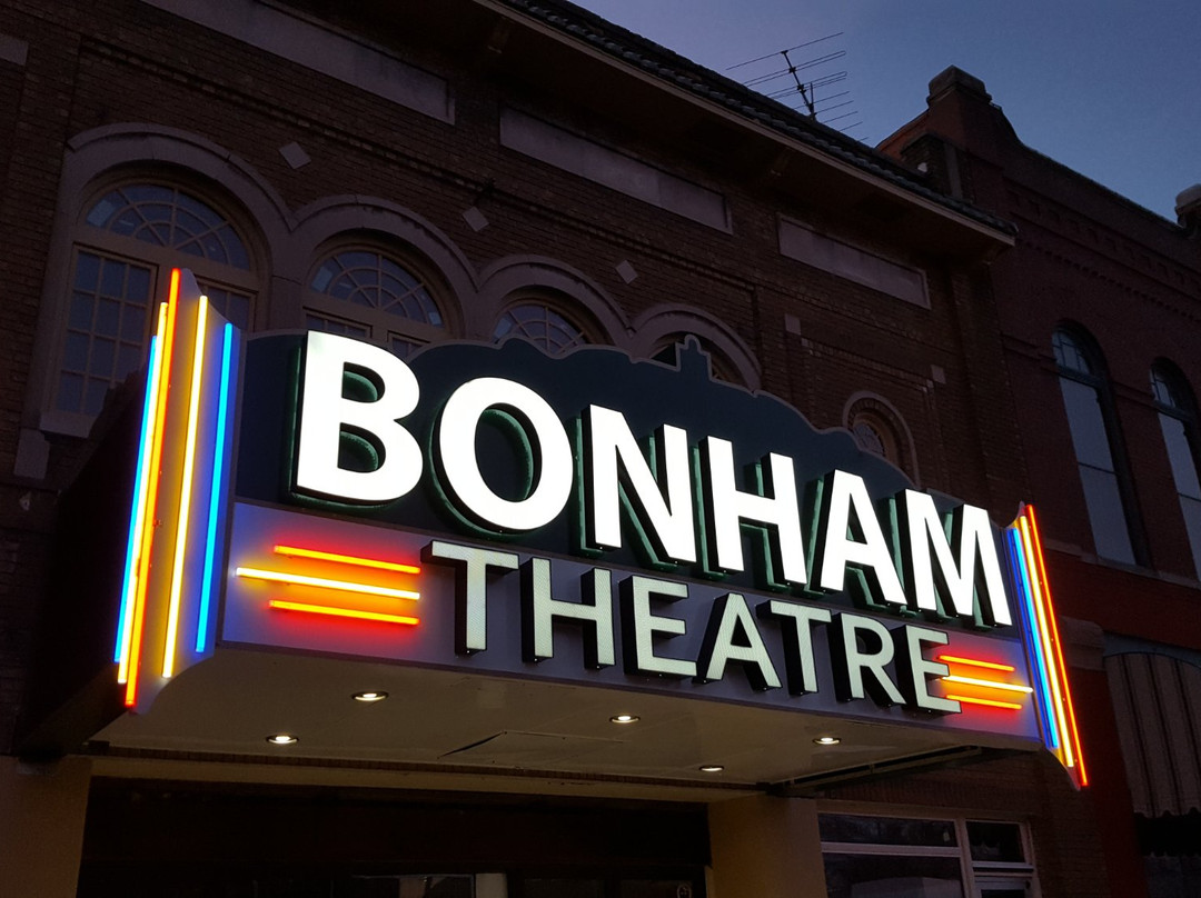 Bonham Theater景点图片