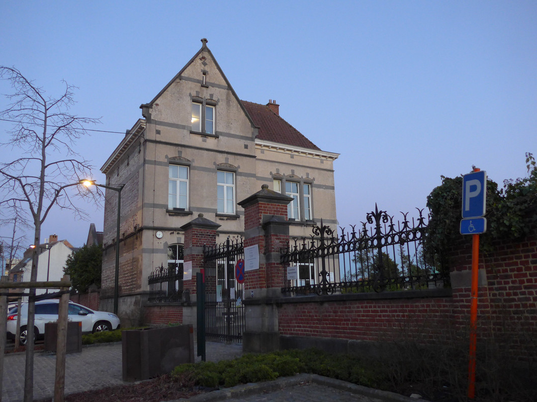 Cimetière du Dieweg-于克勒必去景点