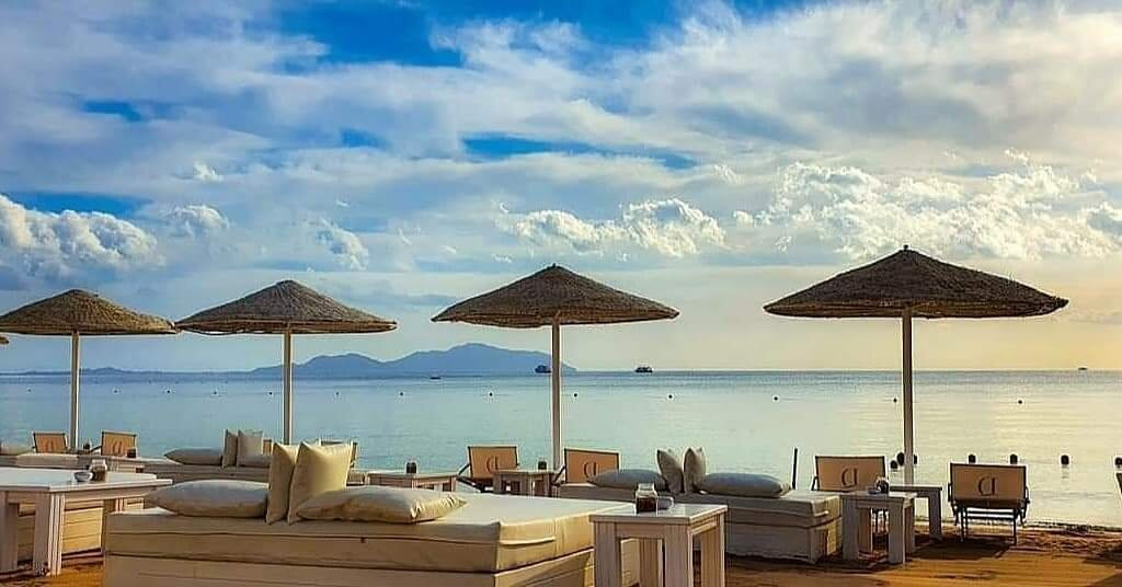 The Beach Luxury Club