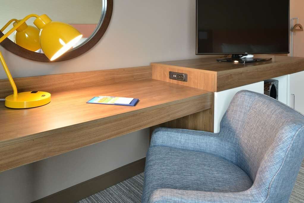 Hampton Inn & Suites Menomonie主图