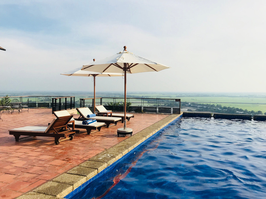 Victoria Nui Sam Lodge主图