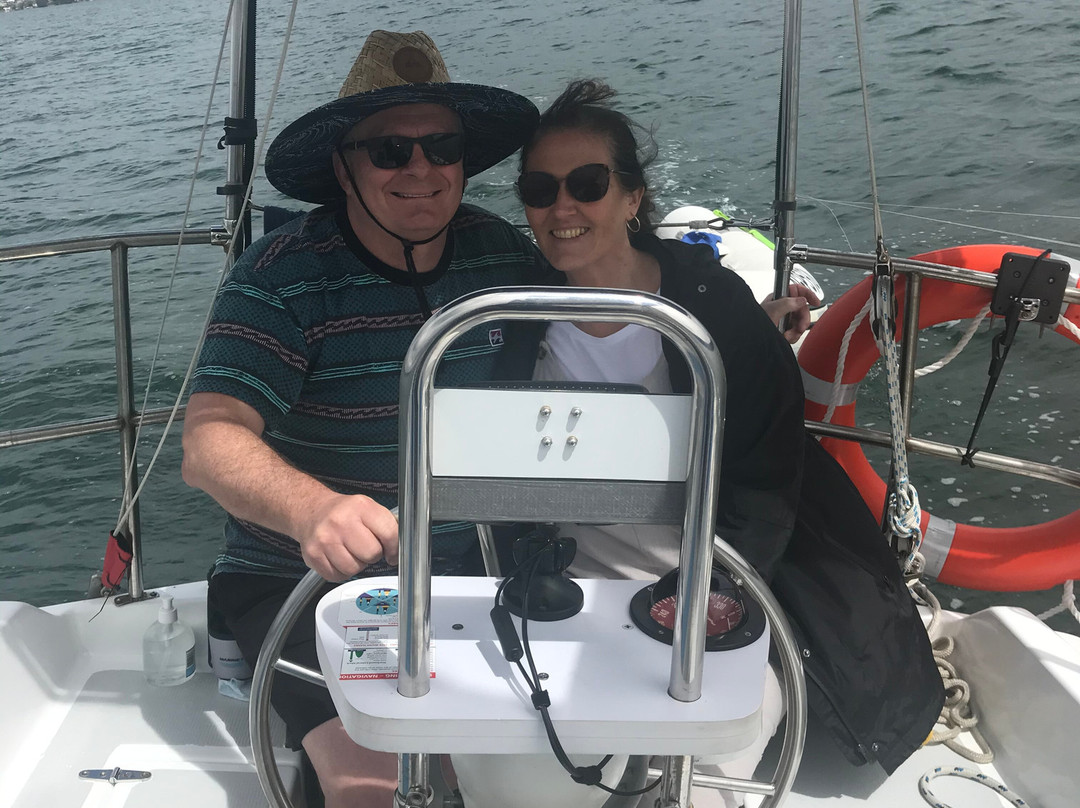 Lake Macquarie Sailing Tours景点图片