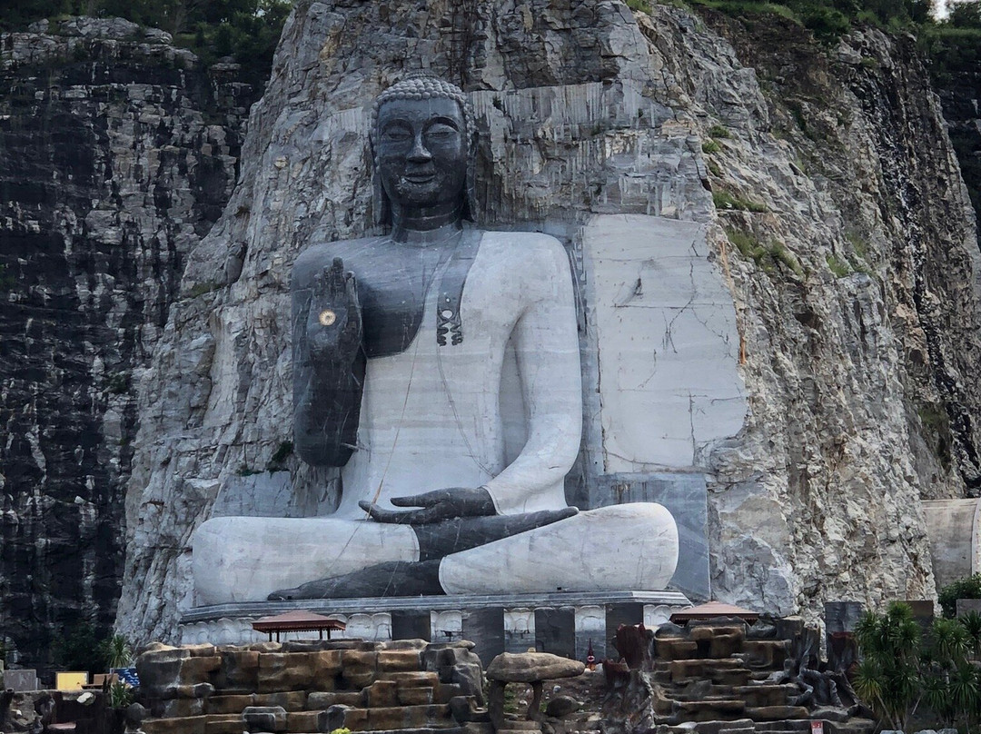 Bhutsaya Khiri Suvarnabhumi Big Buddha景点图片