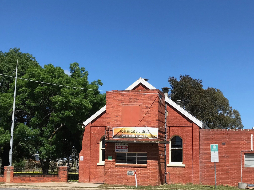 Goorambat Memorial Stone-Goorambat必去景点