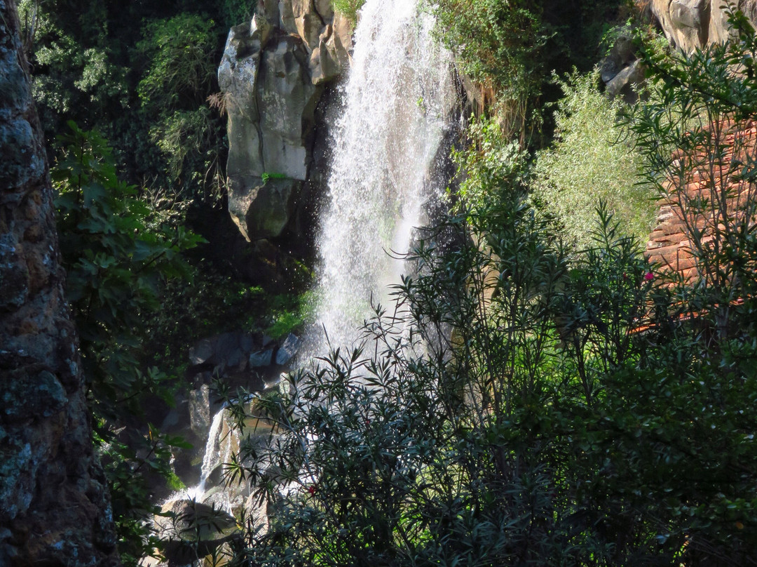 Cascata dei Cavaterra-Nepi必去景点