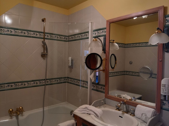 Hotel Kaiservilla主图