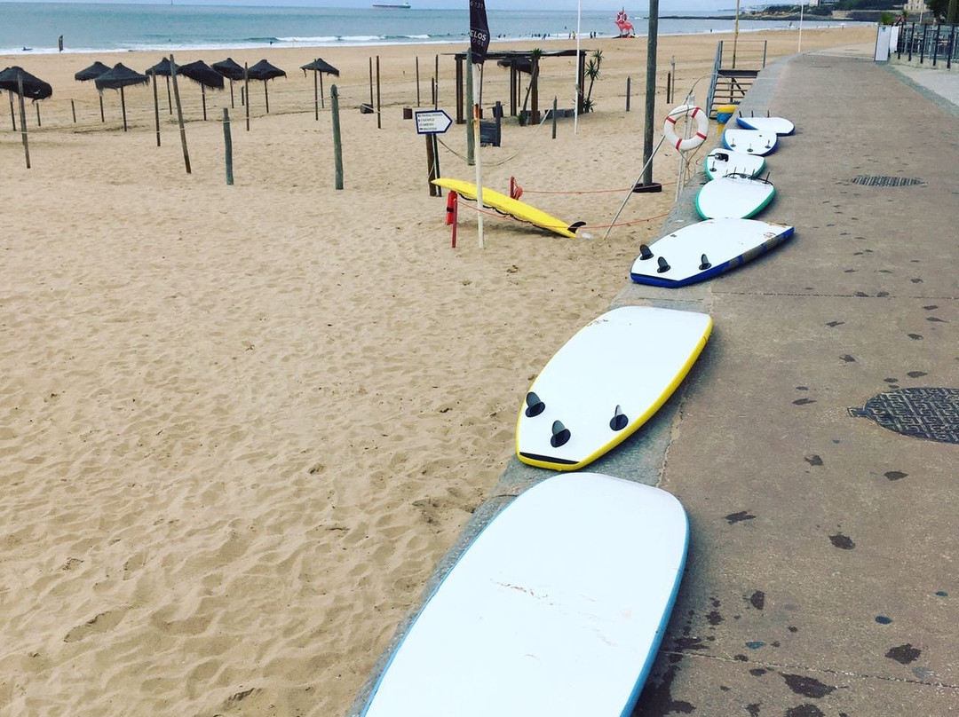 Carcavelos Surf School-卡卡维卢斯必去景点