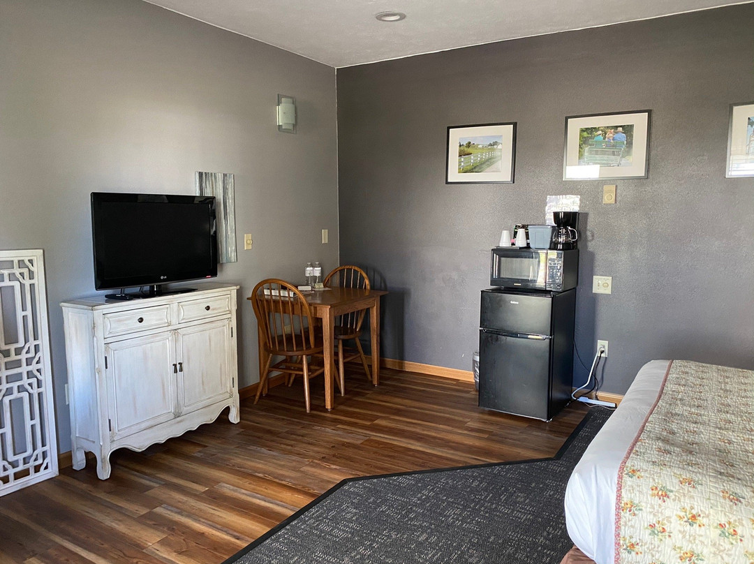 The Inn At Walnut Creek主图