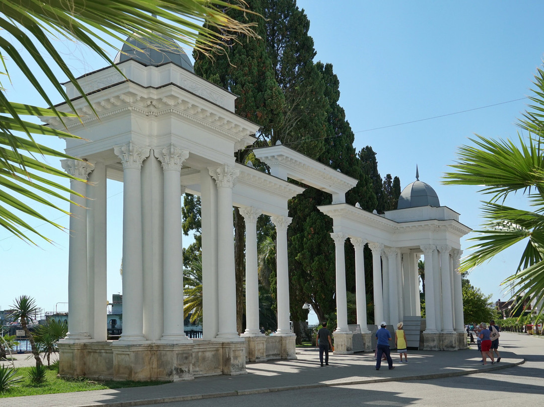Colonnade at the Promenade of Sukhumi景点图片