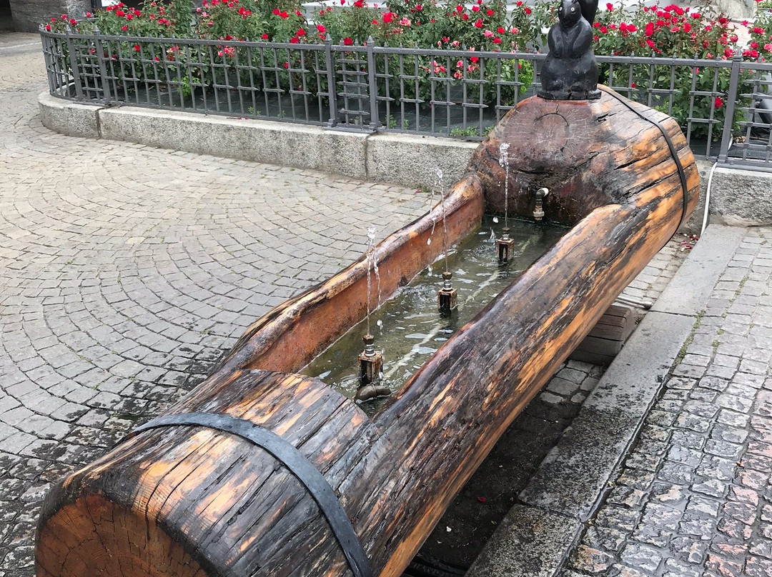Piazza Emile Chanoux-奥斯塔必去景点